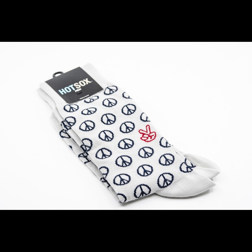 Men’s Peace sign socks by Hotsox. NWT!